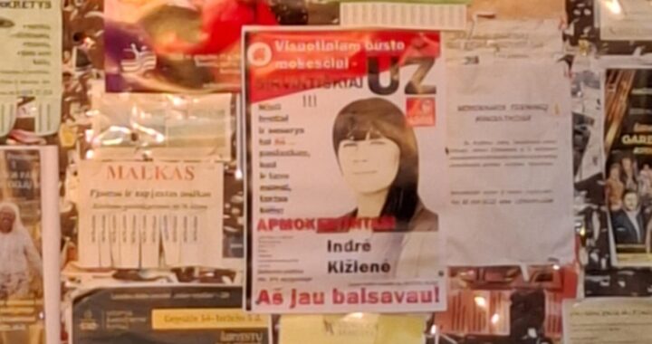 Plakatai naktyje, bet tiesa – dienos šviesoje