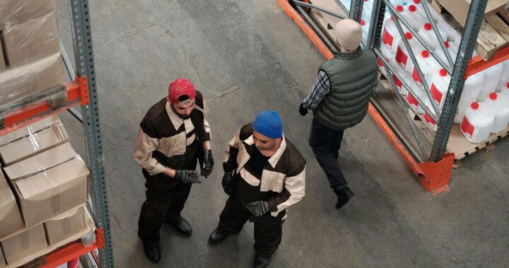 Tvarka kaip konkurencinis pranašumas: kodėl smulkūs regionų verslai vis dažniau investuoja į sandėliavimo sprendimus