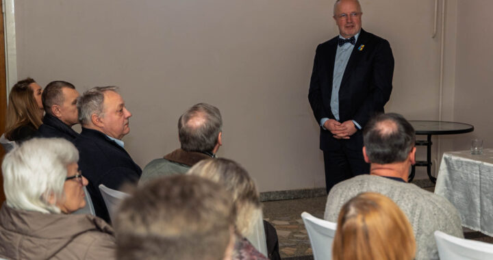 Vyko gyventojų susitikimas su LR Seimo Pirmininku Juozu Oleku