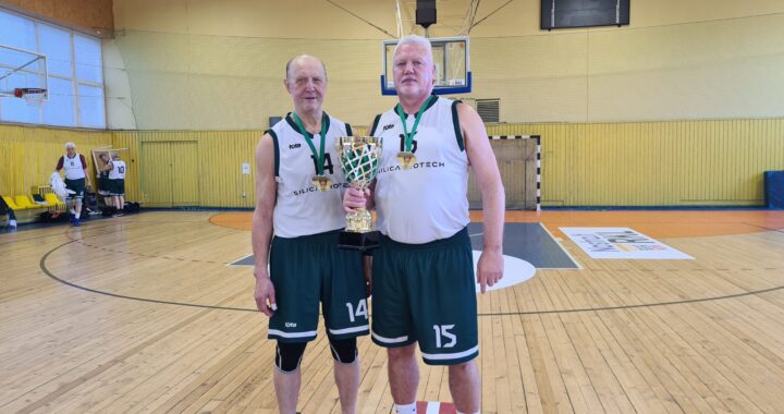 Širvintiškiai žaidė veteranų krepšinio turnyro finalo ketverte